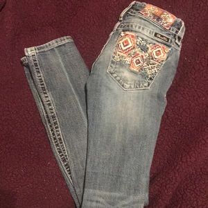 Super cute Miss Me’s!